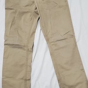 Tommy Hilfiger kaki size 12